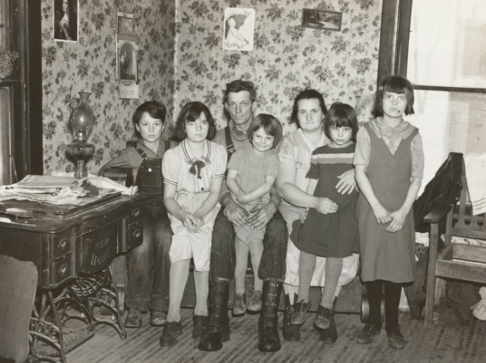 This image has an empty alt attribute; its file name is constelacionesfamiliareshouston-familiaherencia-1-1.jpg